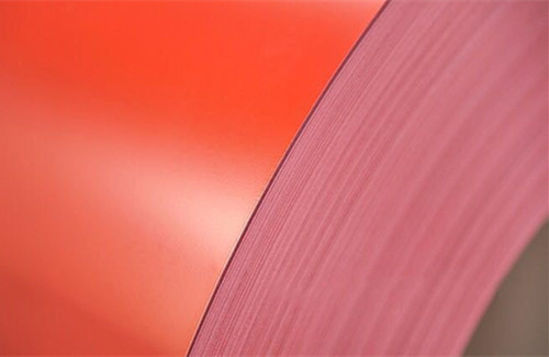 彩鋼板的構(gòu)成和應(yīng)用是怎樣形成的？